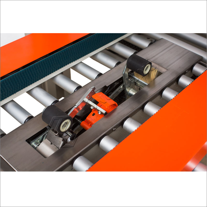 May-dan-bang-dinh-thung-carton-DQFXC-5045X (1)