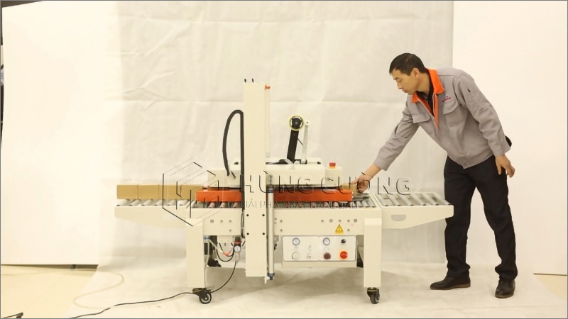 May-dan-bang-dinh-thung-carton-DQFXC-5045X (5)