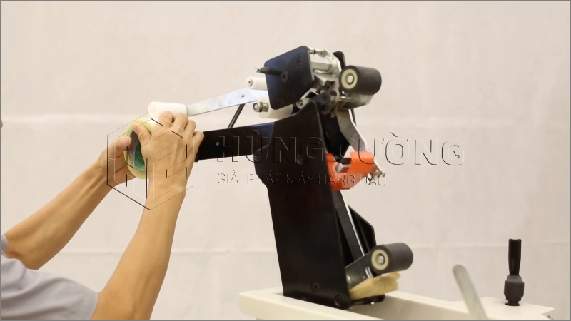 May-dan-bang-dinh-thung-carton-fxc-4030x (11)