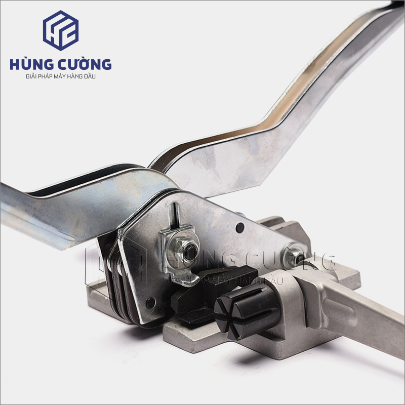 Dung-cu-dai-day-nhua-thu-cong (3)