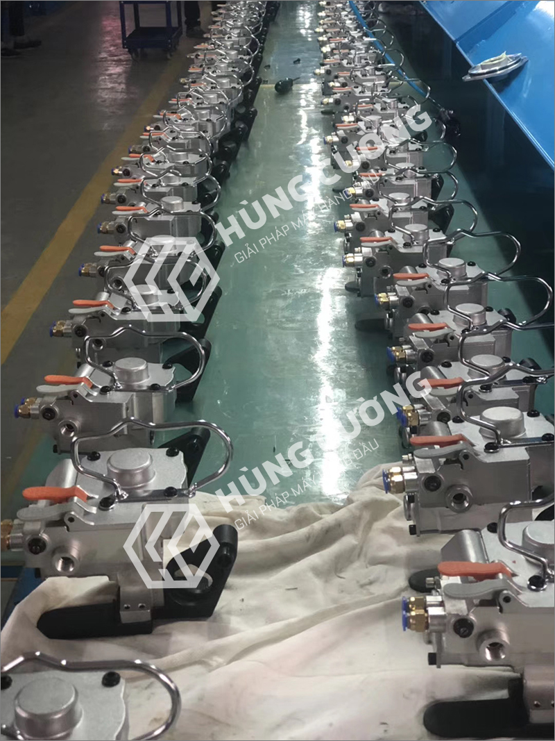 May-dai-day-nhua-cam-tay-dung-khi-a19-25 (20)