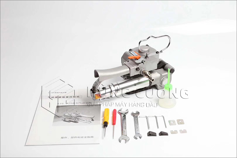 May-dai-day-nhua-cam-tay-dung-khi-a19-25 (7)