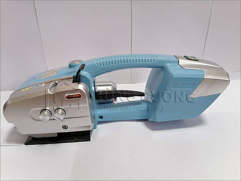 May-dai-day-nhua-cam-tay-dung-pin-jd13-16 (4)