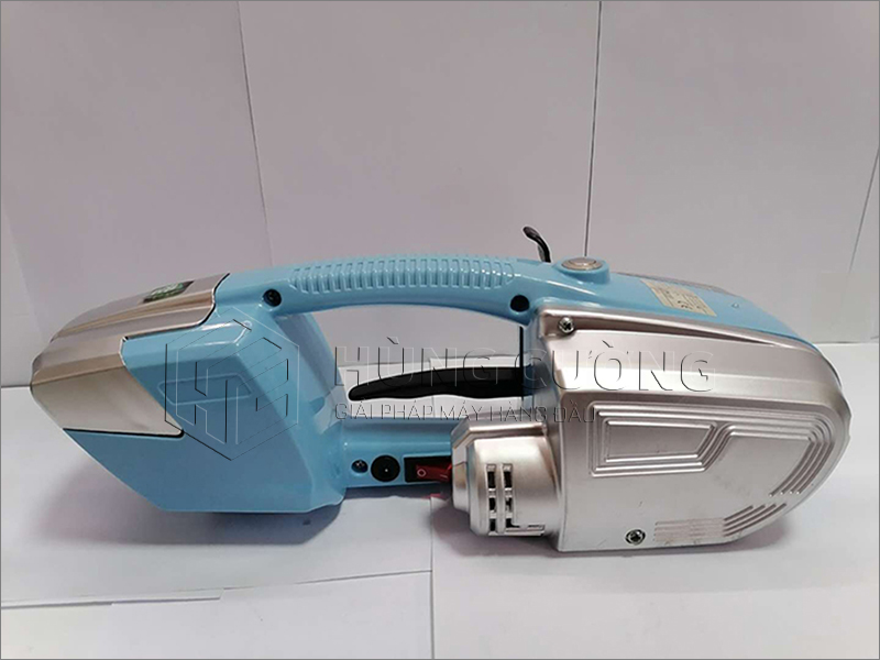 May-dai-day-nhua-cam-tay-dung-pin-jd13-16 (5)