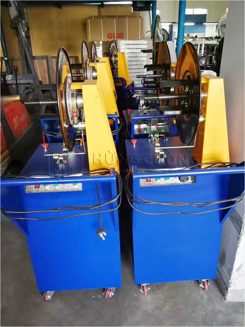 May-dai-pallet-tu-dong (3)