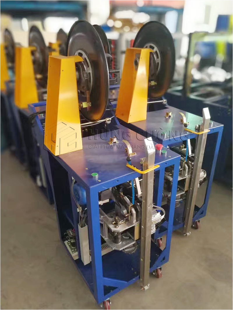 May-dai-pallet-tu-dong (5)