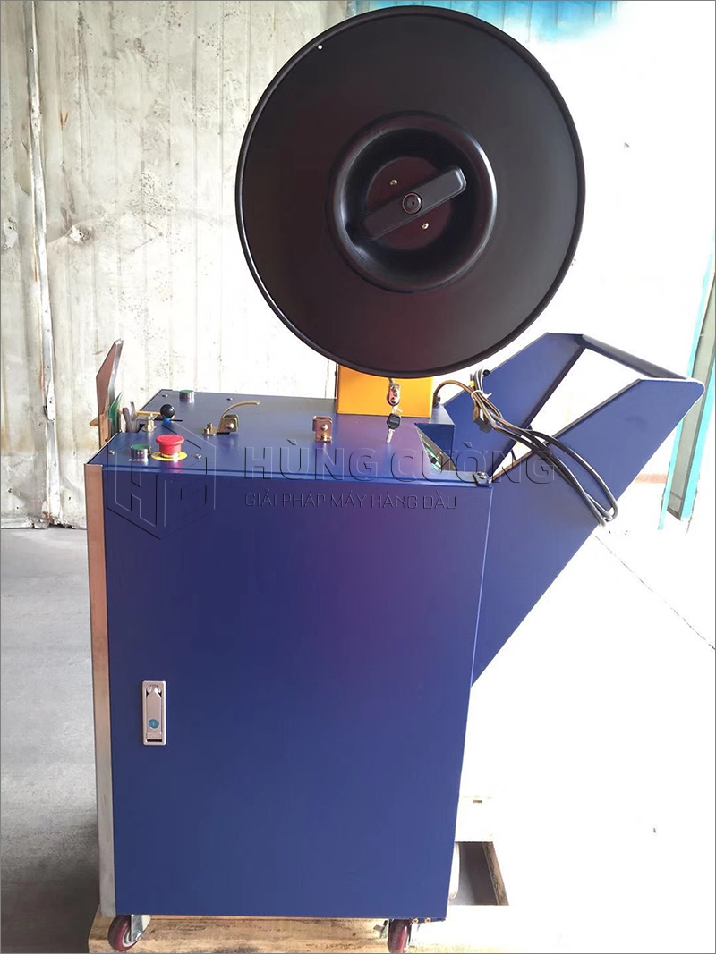 May-dai-pallet-tu-dong (9)