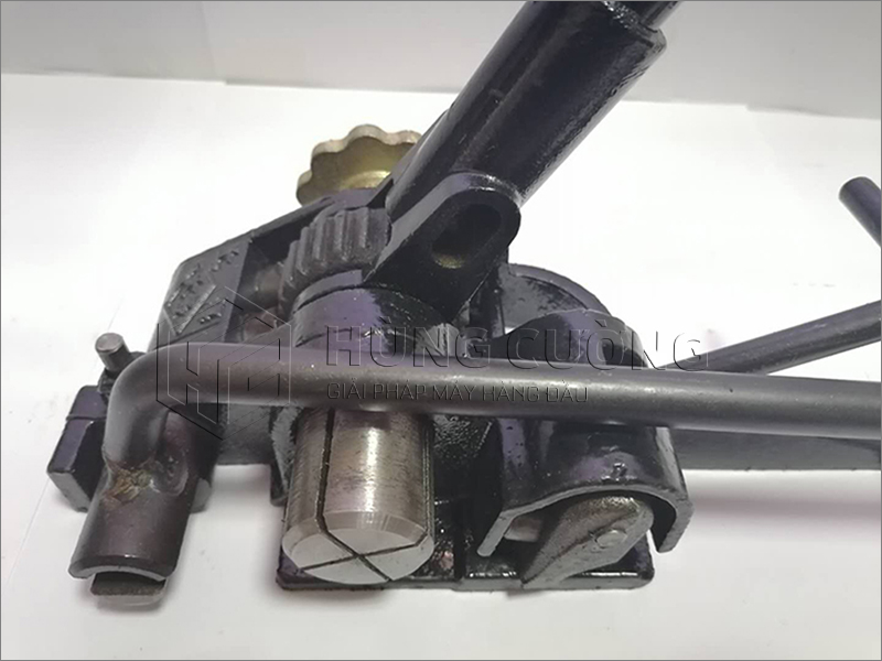 Bo-dung-cu-dai-day-thep-thu-cong-19-32-mm (9)