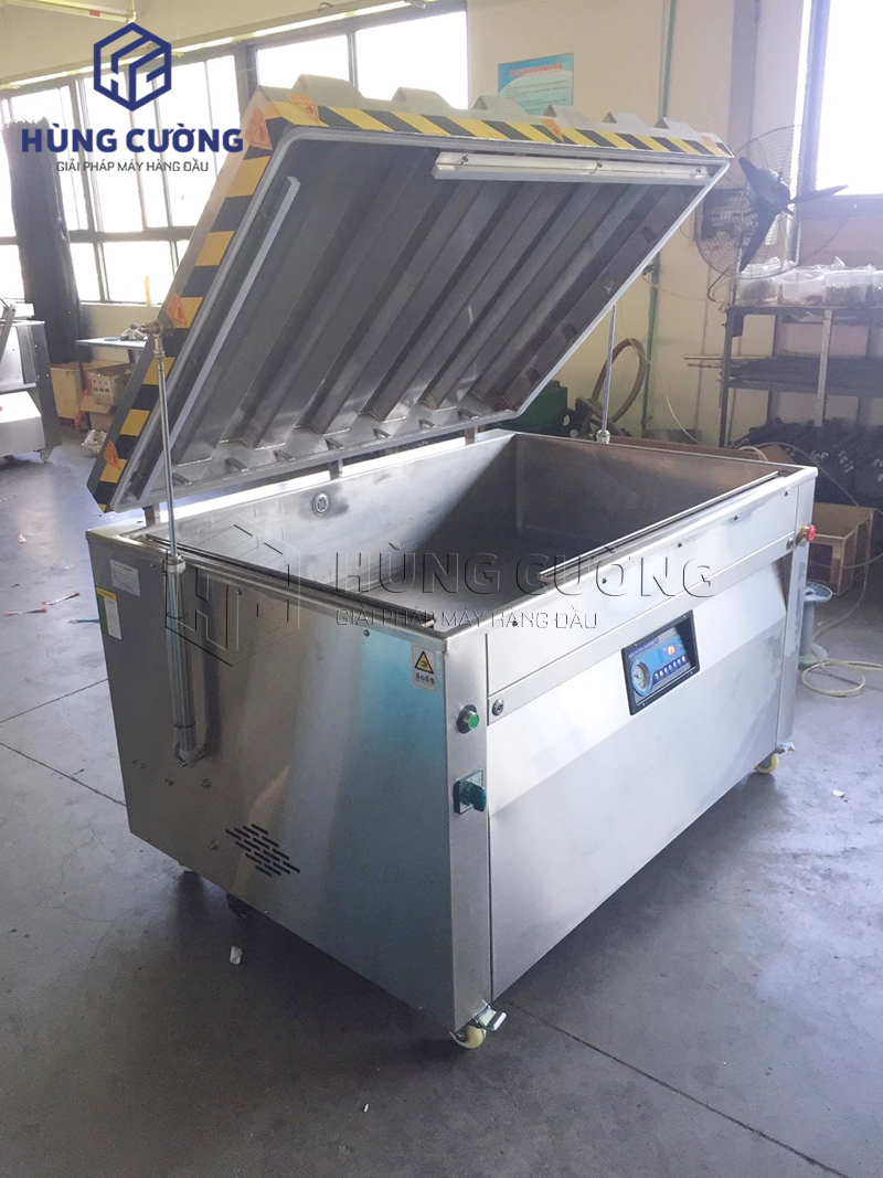 May-dong-goi-hut-chan-khong-1-buong-dz-1000t (6)