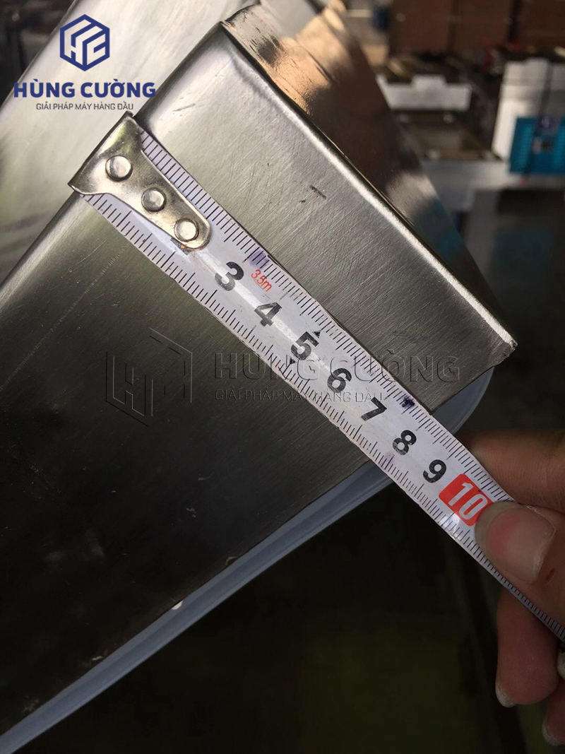 May-dong-goi-hut-chan-khong-mot-buong-dz-800t (6)