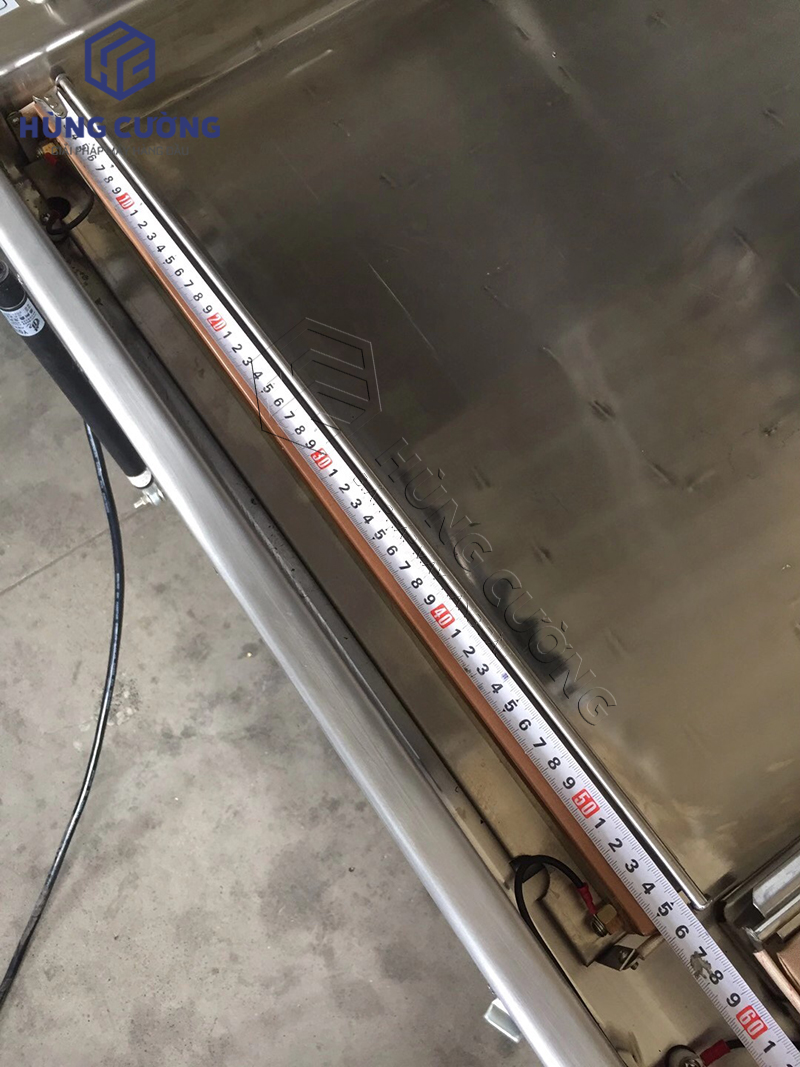 May-dong-goi-hut-chan-khong-1-buong-dz-800t (3)