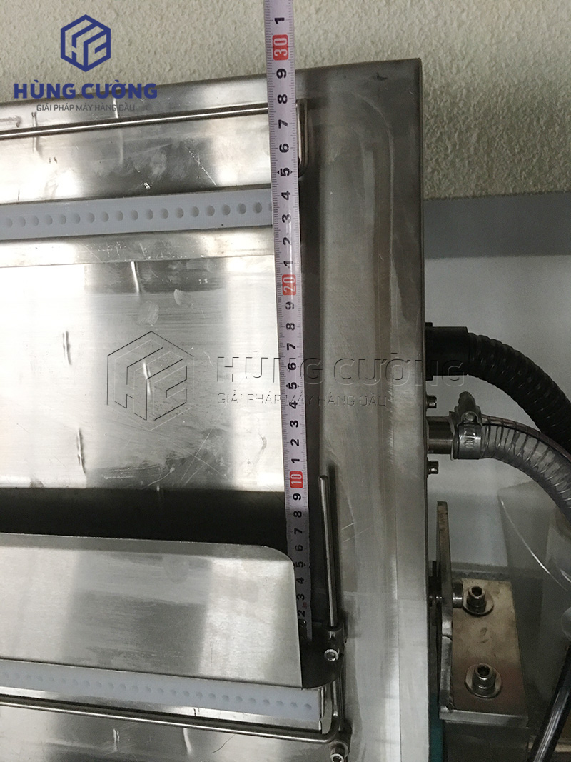 May-dong-goi-hut-chan-khong-2-buong-doc-dz-650i (15)