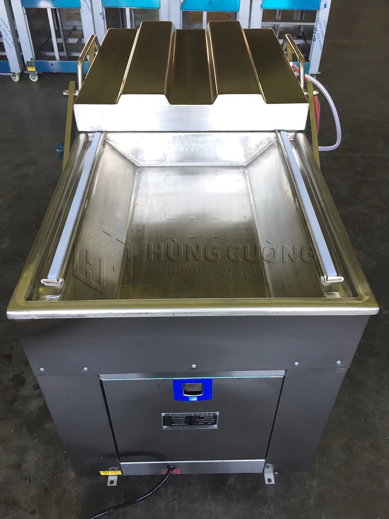 May-dong-goi-hut-chan-khong-dz-600-2-sc (9)