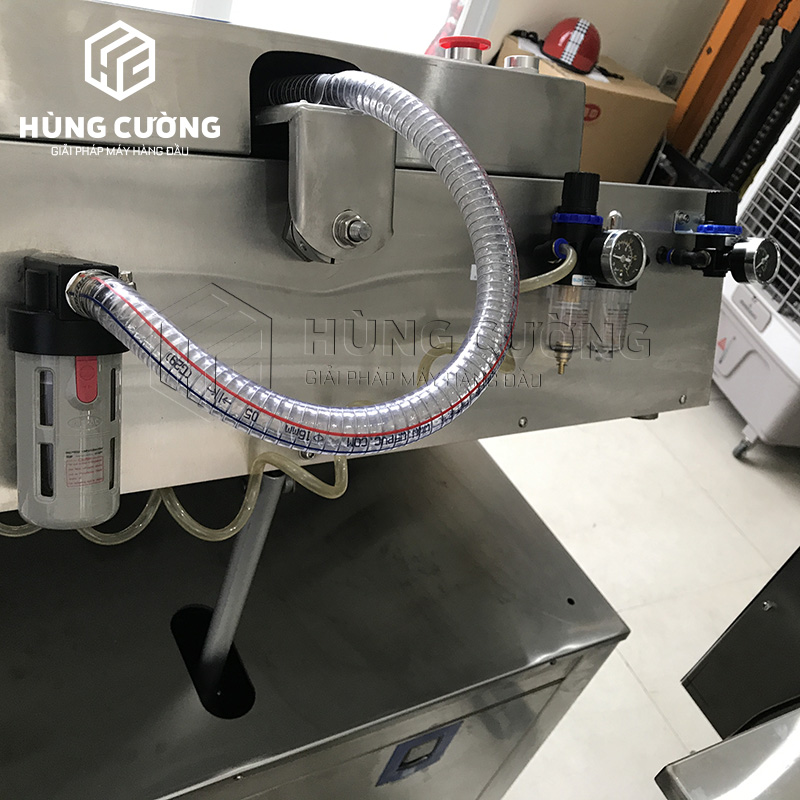 May-dong-goi-hut-chan-khong-voi-ngoai-chan-cao-dzq-800ot (29)