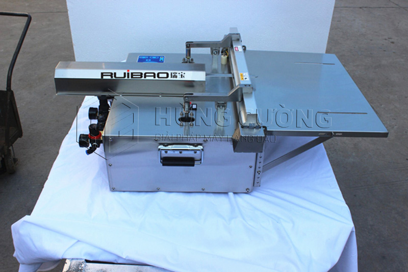 May-dong-goi-hut-chan-khong-bom-khi-de-ban-dzq-450-eo (7)