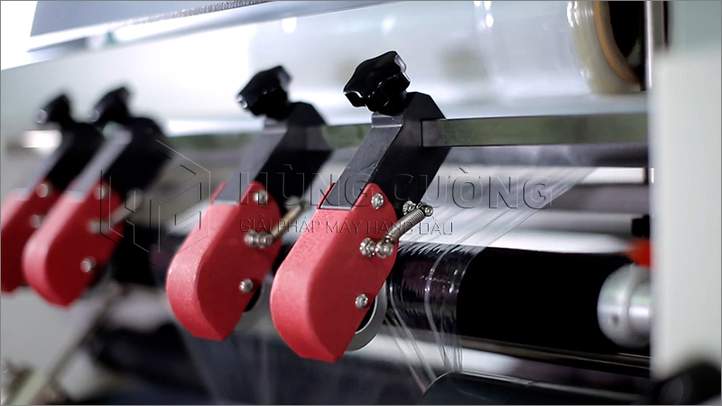 May-cat-han-kin-mang-co-hinh-chu-l-tu-dong-dql-5545 (12)