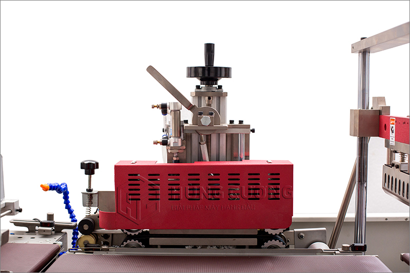 Day-chuyen-dong-goi-mang-co-lien-tuc-dql-4518-dsc4525l (21)