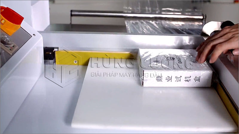 May-dong-goi-mang-co-2in1-fm-400 (4)