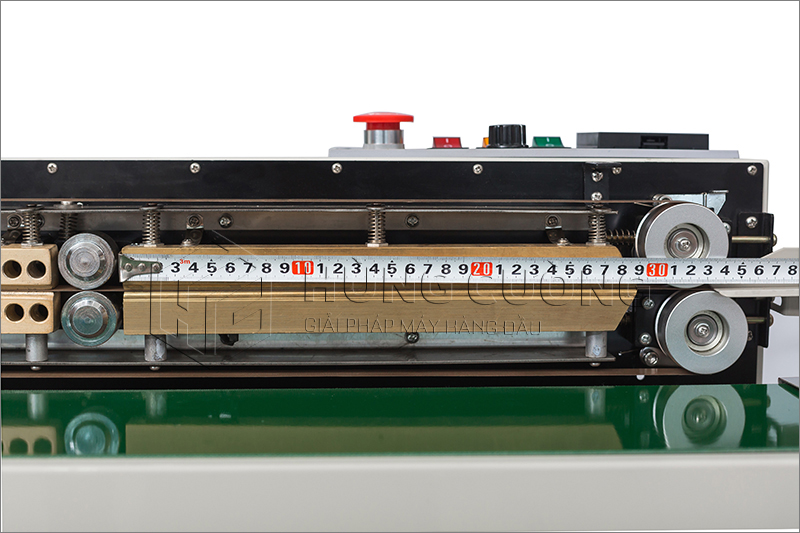 May-han-mieng-bao-bi-PE-lien-tuc-FR-1100C-phun-son (14)