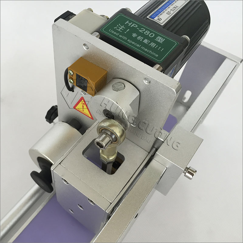 13. May-in-date-lap-date-tren-may-dong-goi-hp-280