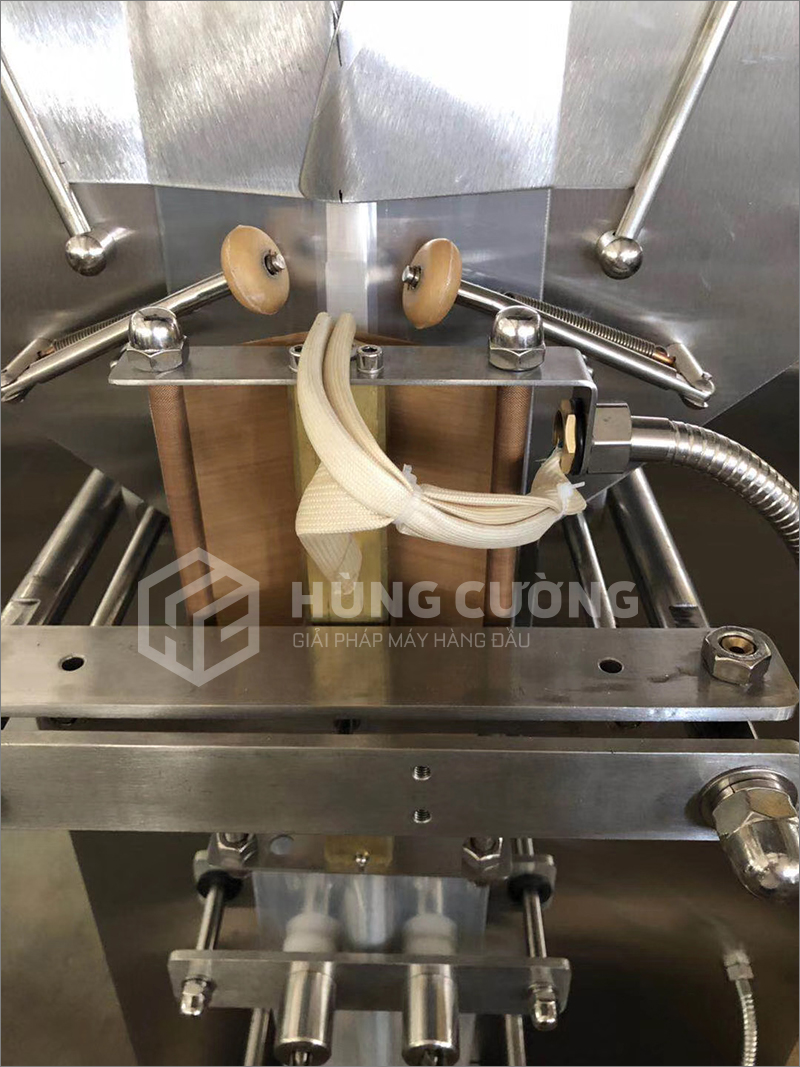 15. May-dong-goi-dang-long-sua-dong-tui-sj-1000-2000 