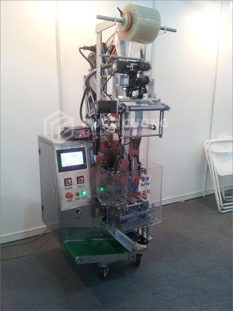 9. May-dong-goi-bot-trcu-vit-chat-luong-cao-plc 