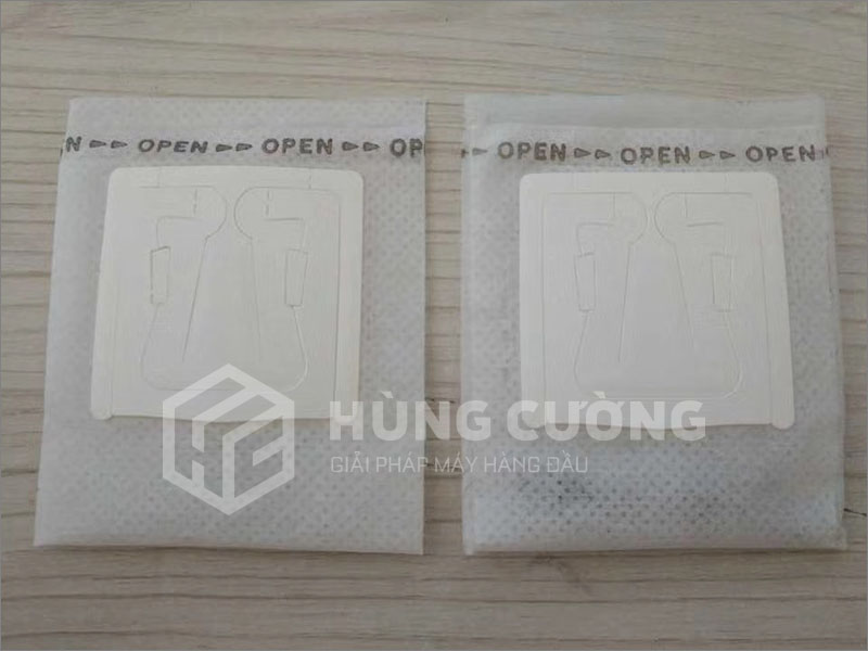 5. May-dong-goi-ca-phe-tui-loc-co-tai-treo-ys-188