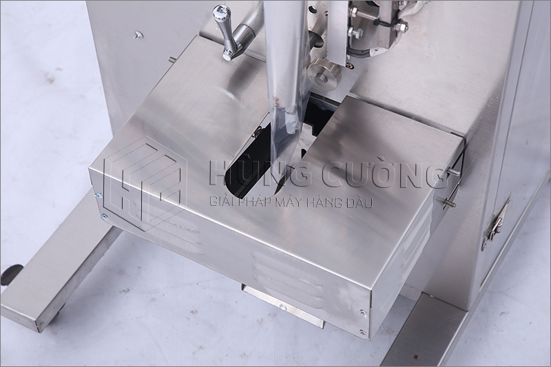 May-dong-goi-dang-long-ls300 (11)