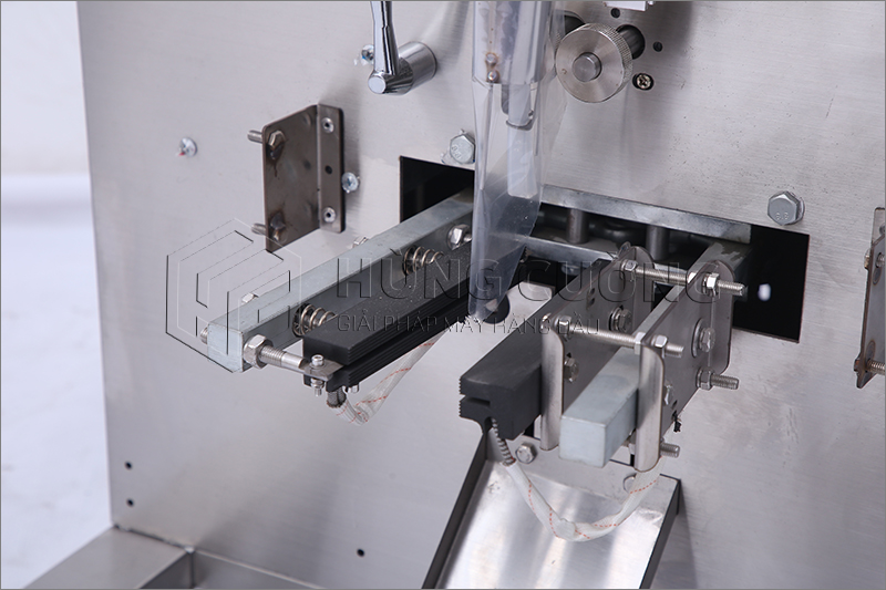 May-dong-goi-dang-long-ls300 (15)