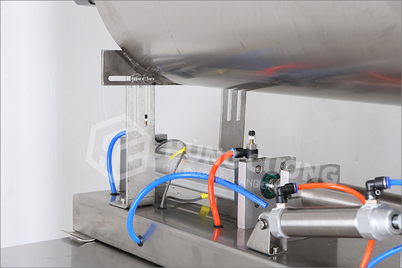 May-dong-goi-dang-set-sot-gia-vi-gs-20-bon-chu-u (6)