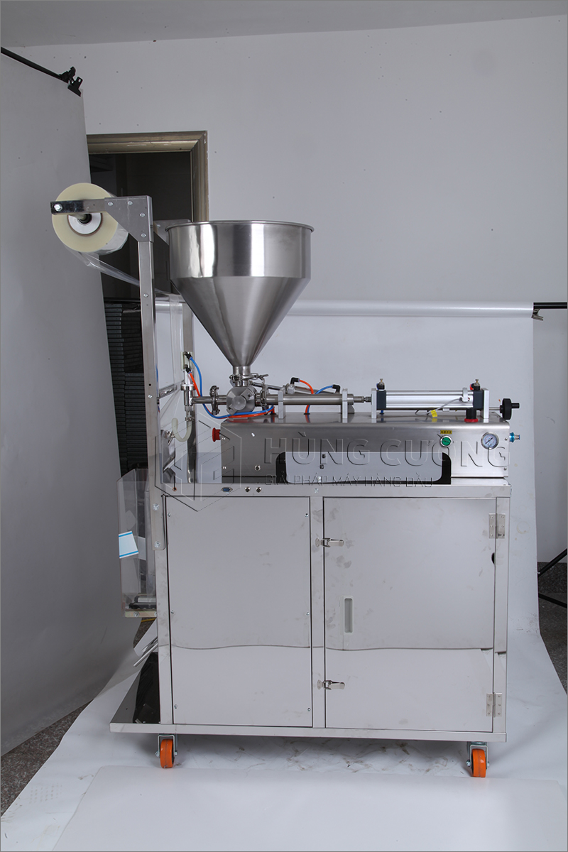 5. May-dong-goi-dang-set-sot-gia-vi-qgs-20-bong-dung