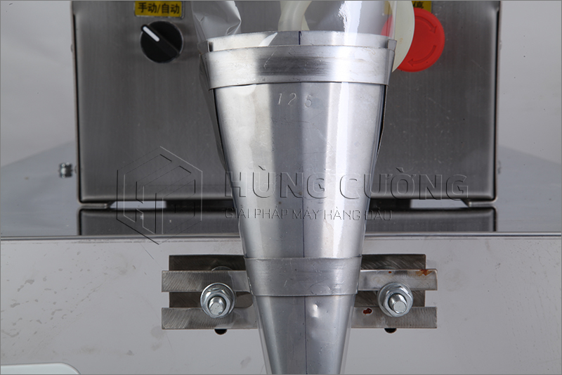 May-dong-goi-dang-set-sot-gia-vi-qgs-20-bong-dung (14)