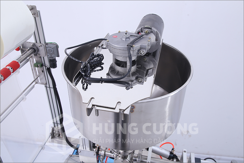 12. May-dong-goi-dang-set-sot-gia-vi-lzly-1 