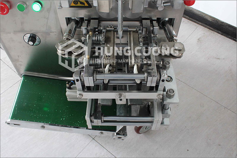 12. May-dong-goi-dich-dac-sot-gia-vi-plc 