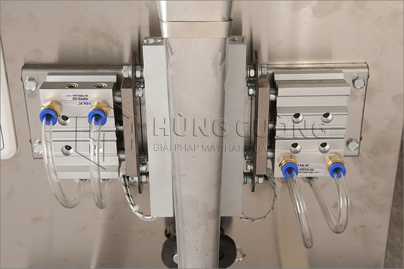 7. May-dong-goi-hat-dung-can-dinh-luong-2ts20 