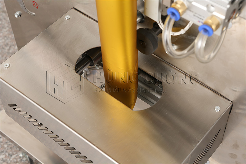 8. May-dong-goi-hat-dung-can-dinh-luong-2ts20 