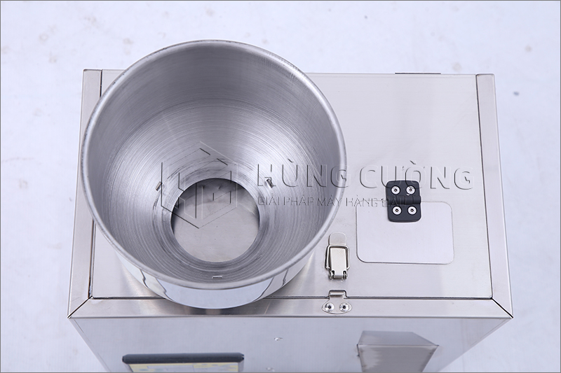 May-can-dinh-luong-hat-U100 (2)