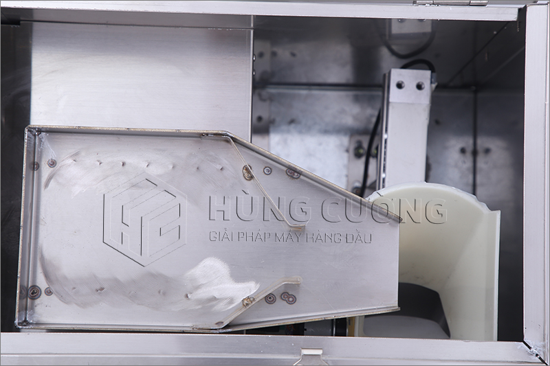 May-can-dinh-luong-hat-U100 (5)