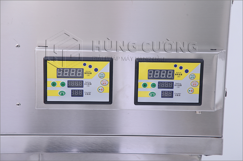 9. May-can-dinh-luong-HCUD1055K