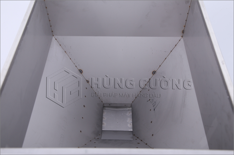 12. May-can-dinh-luong-hcu1055