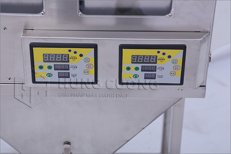 8.  May-can-dinh-luong-hcud1012k