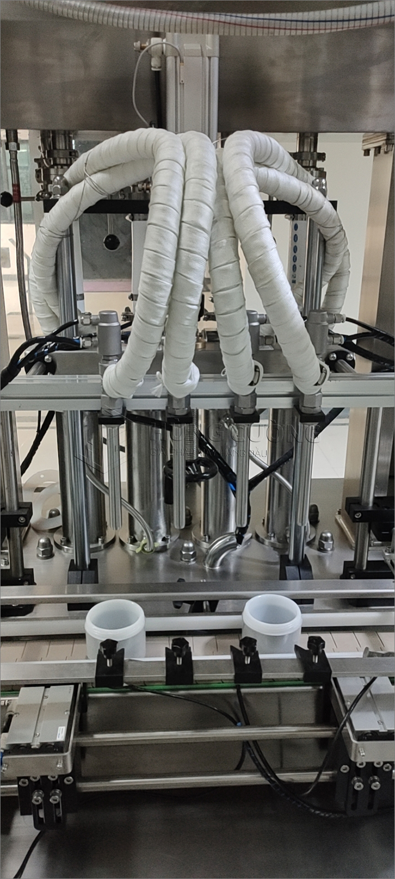 7. May-chiet-rot-com-piston-tu-dong-4-dau-chiet